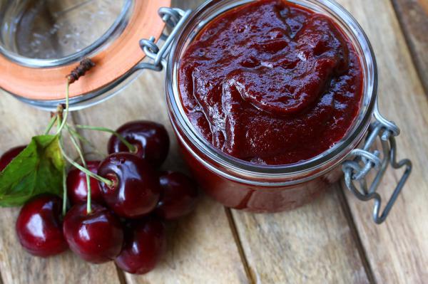 Different Sour cherry pastes in the Market	